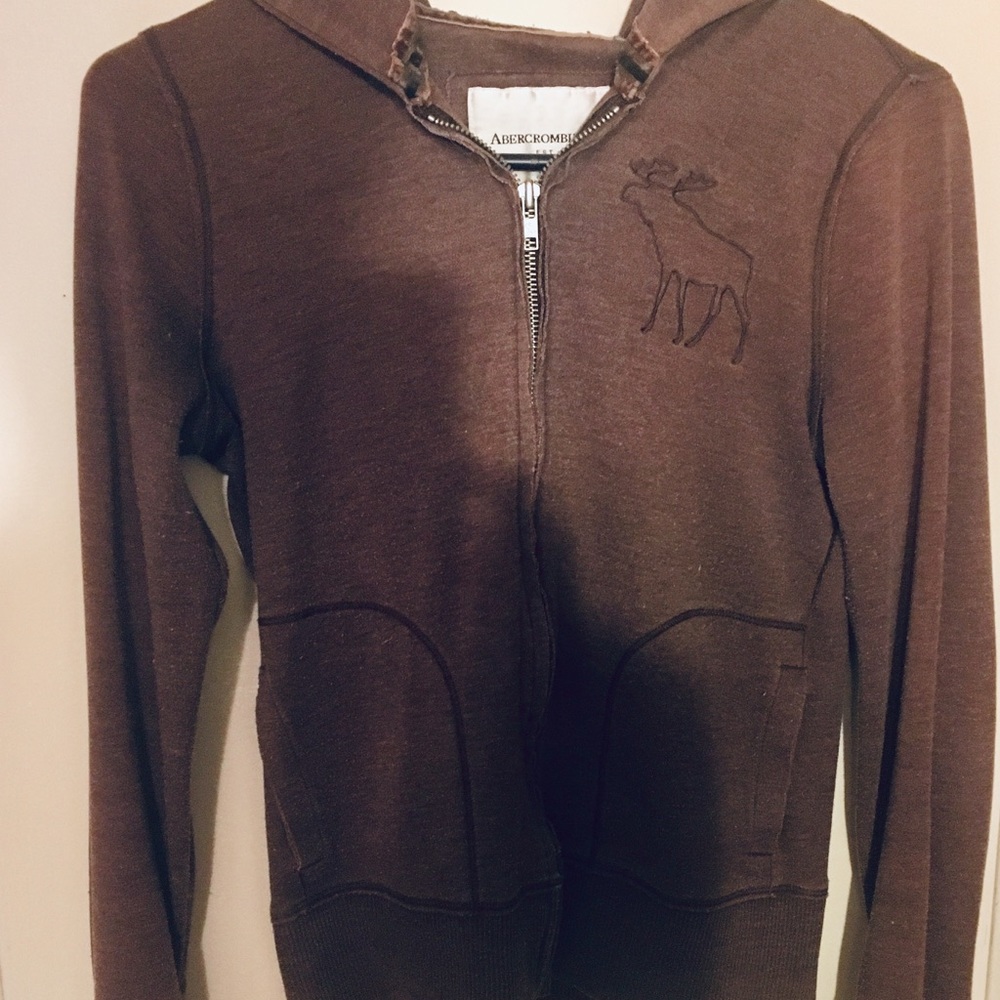 Sweatshirt - Picture 2 of 6